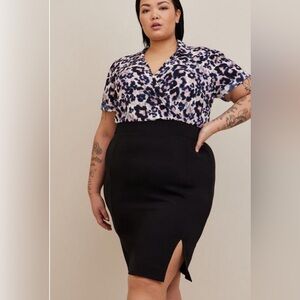 Torrid At The Knee Ponte Studio Crepe Bodycon Dress Size 4 Business Casual women